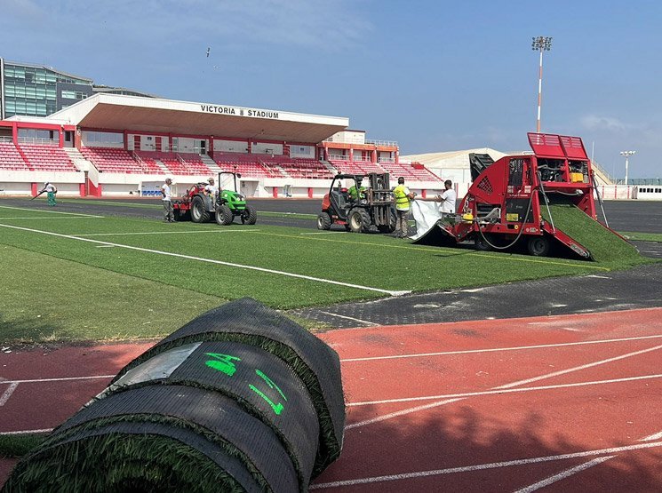 Césped sintético deportivo de alto rendimiento en Miajadas